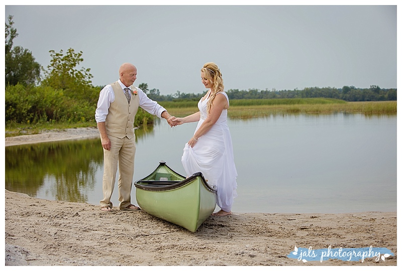 Prince Edward County Beach Wedding » Caroline and Steve
